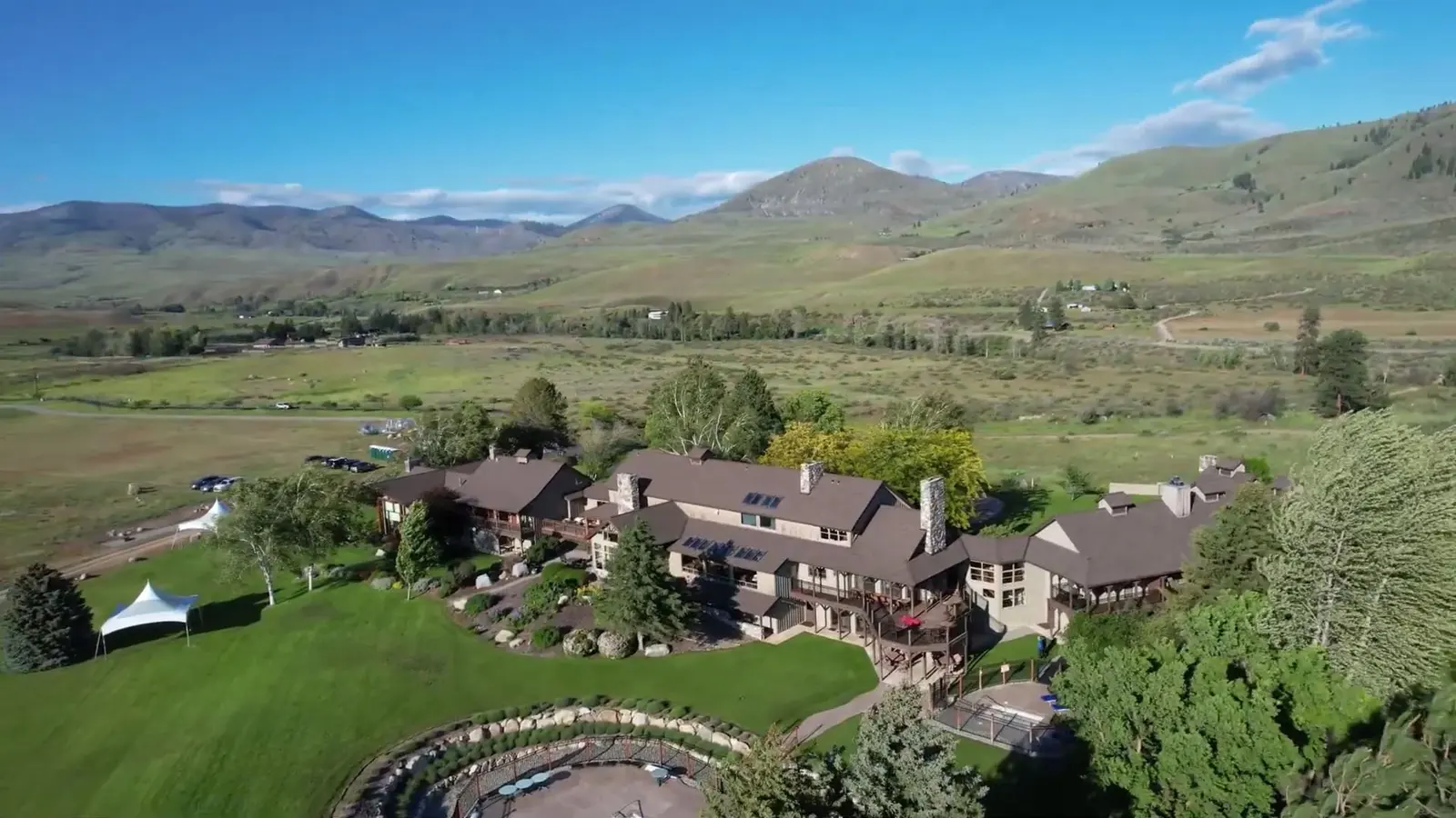 Aerial view of Casia Lodge & Ranch in the Methow Valley