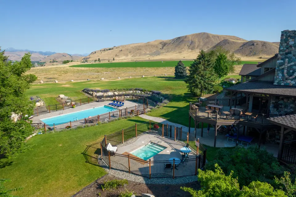 Pool and hot tub from above