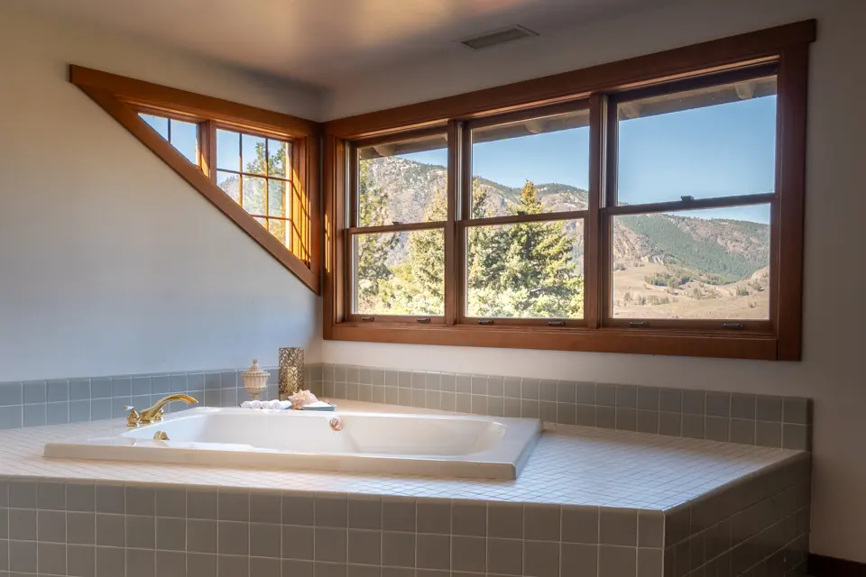 Terrace Suite jacuzzi